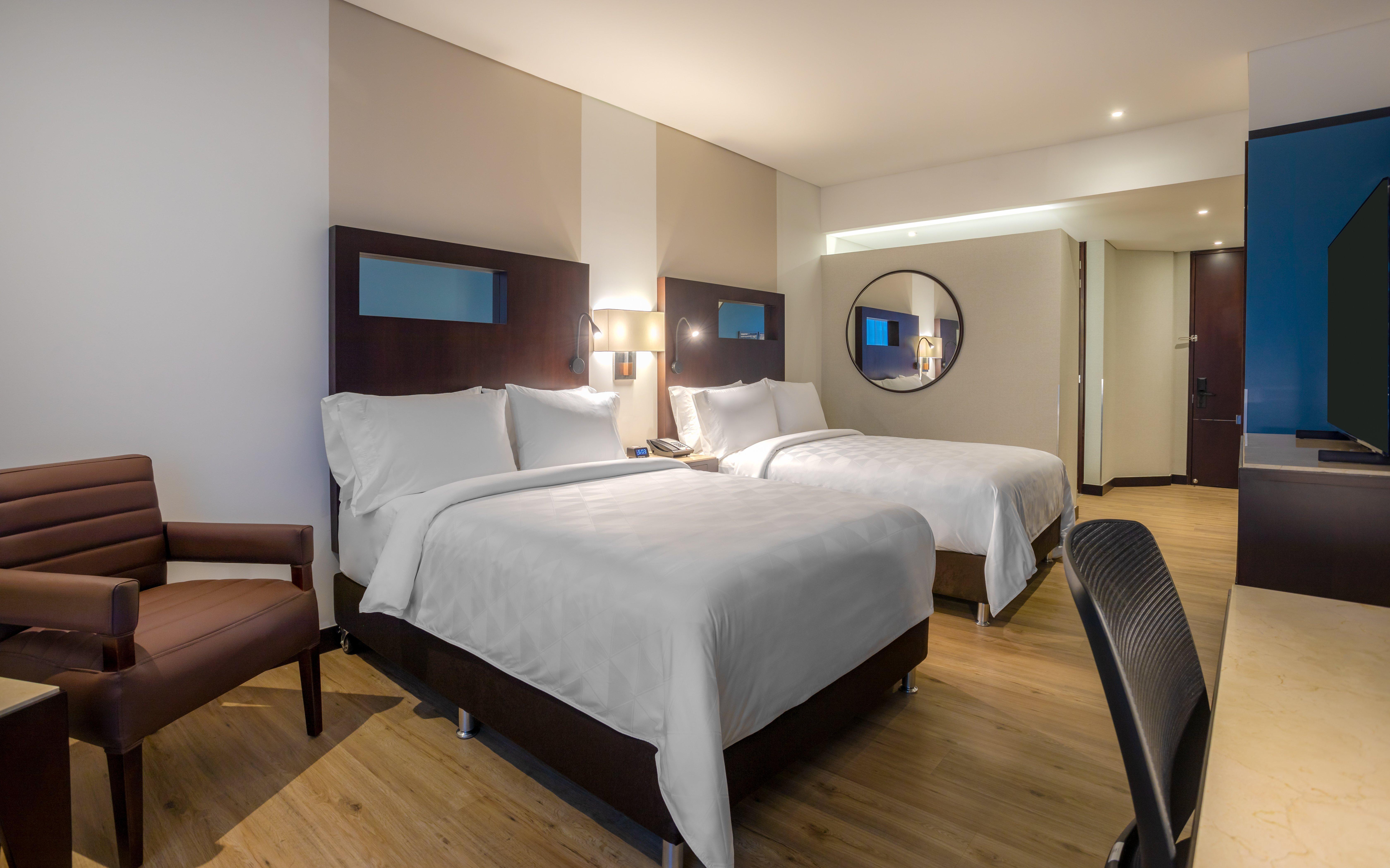 Holiday Inn Bogota Airport By Ihg Экстерьер фото