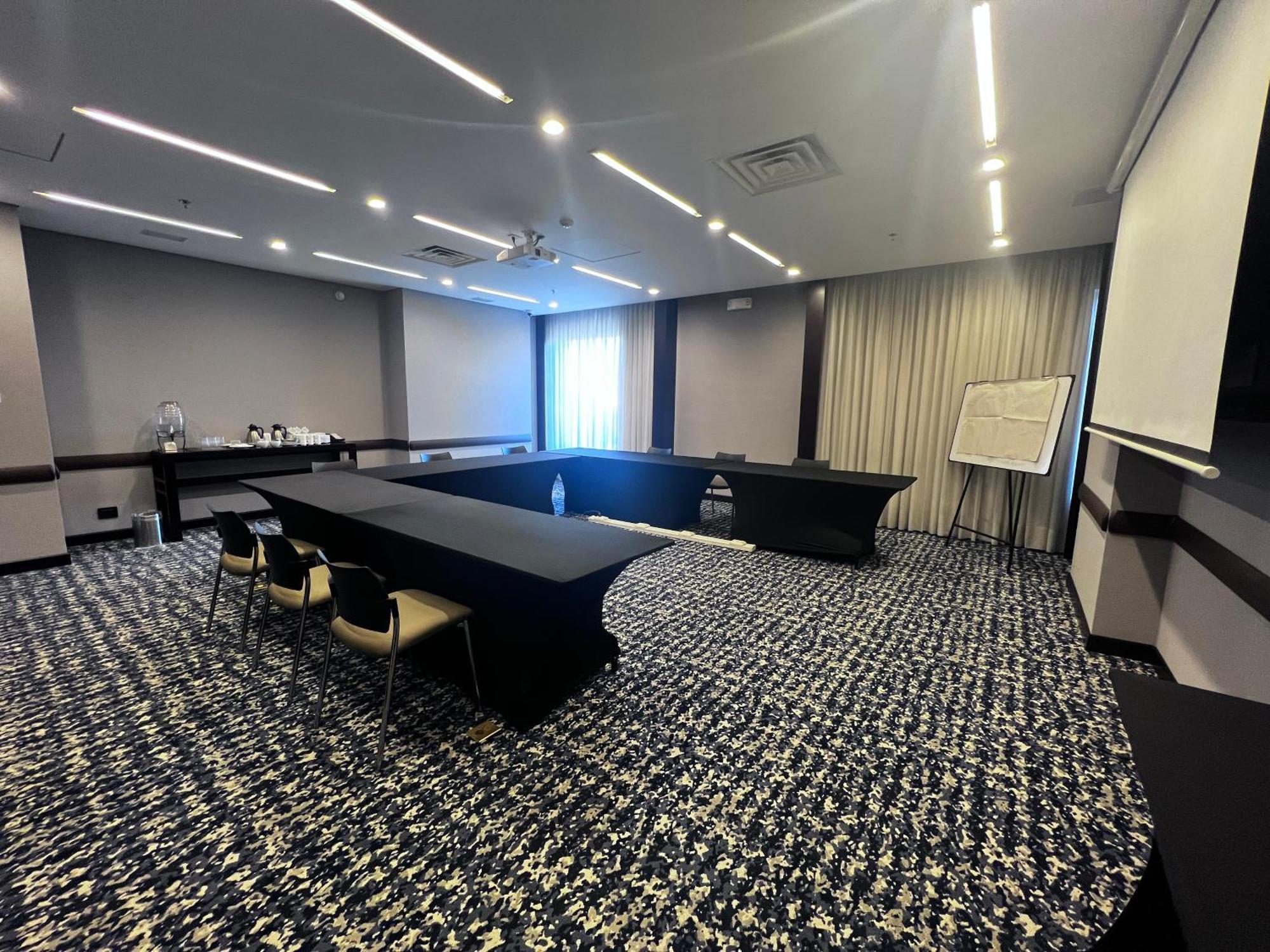 Holiday Inn Bogota Airport By Ihg Экстерьер фото