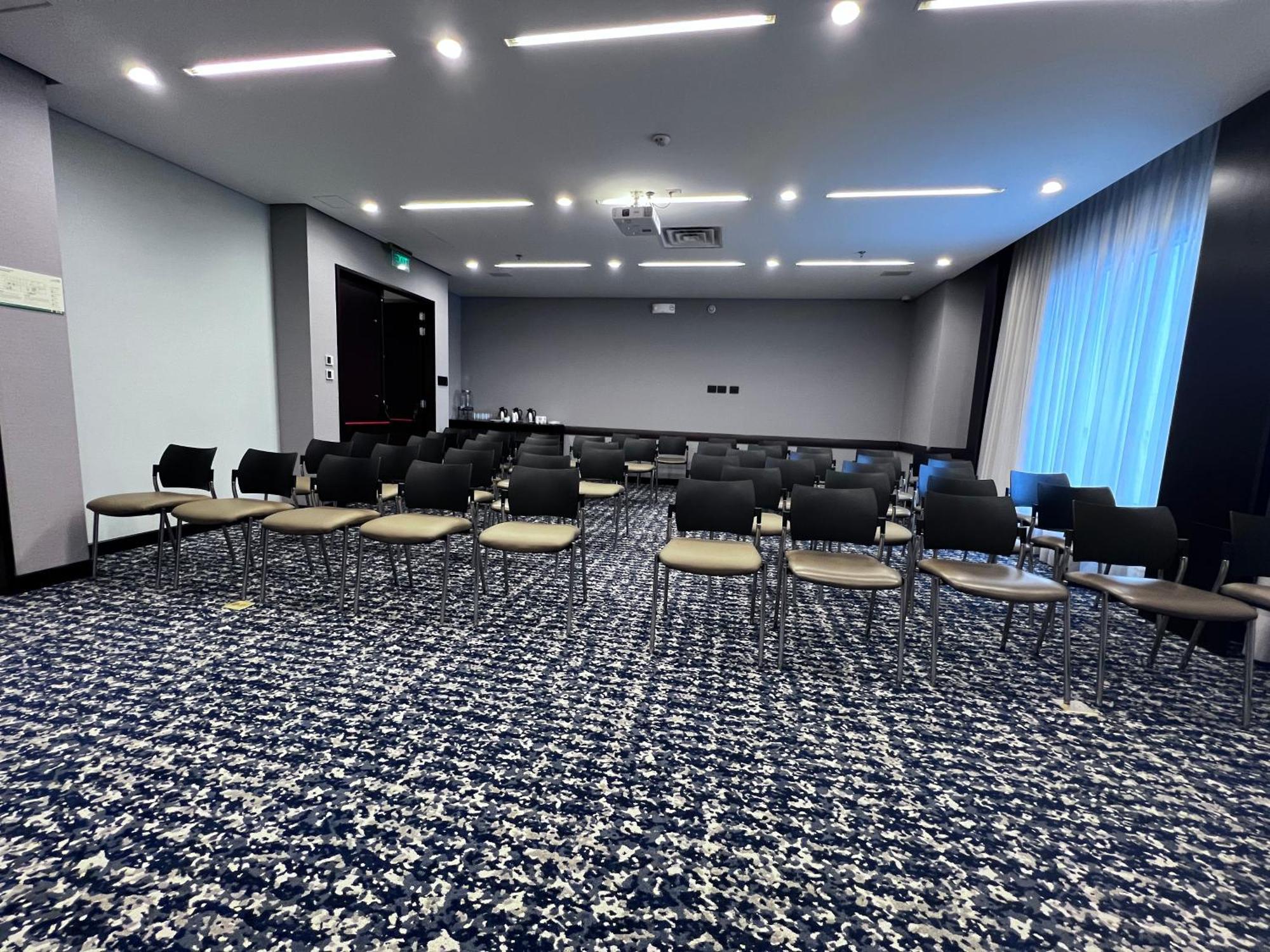 Holiday Inn Bogota Airport By Ihg Экстерьер фото