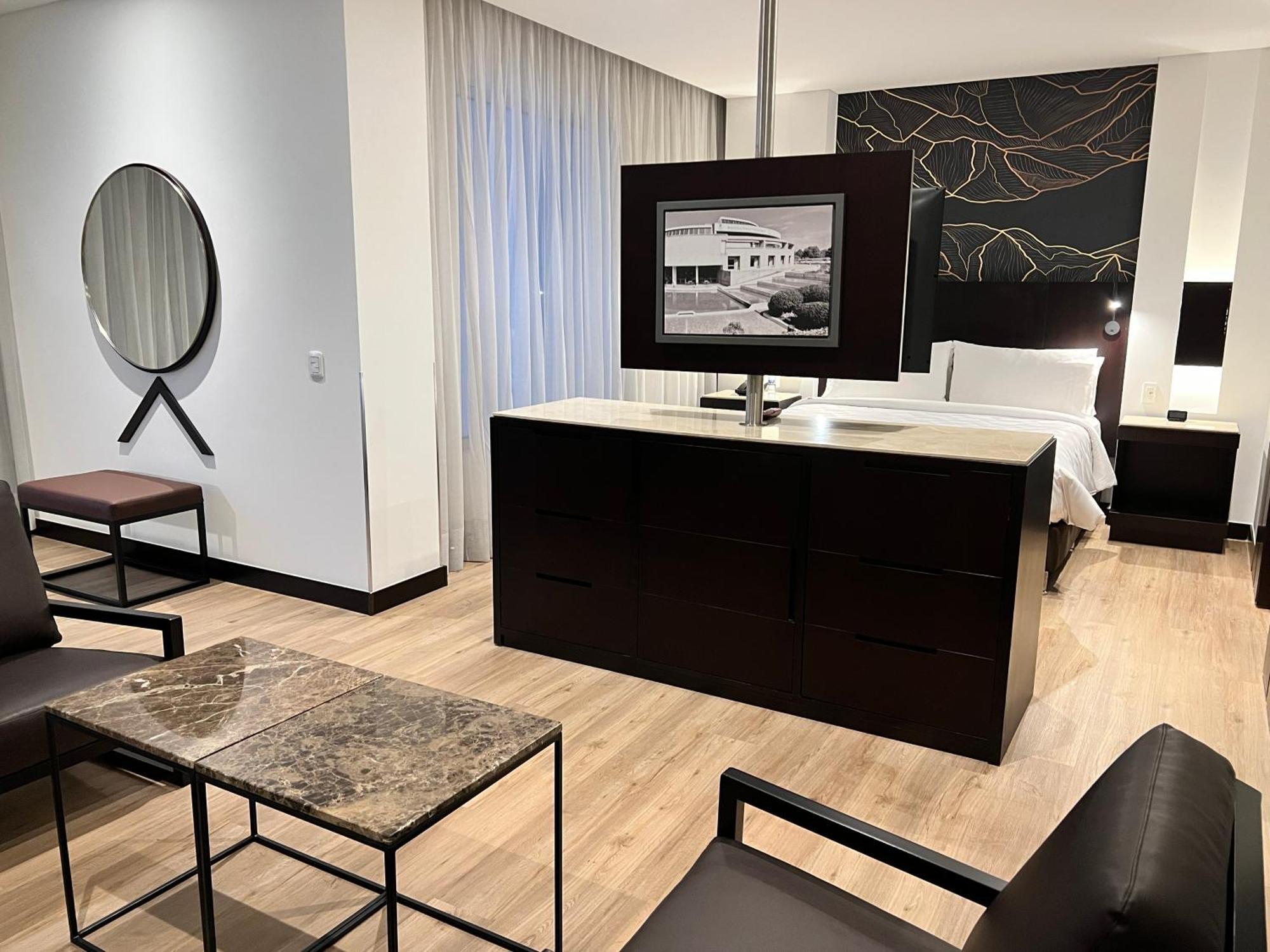 Holiday Inn Bogota Airport By Ihg Экстерьер фото