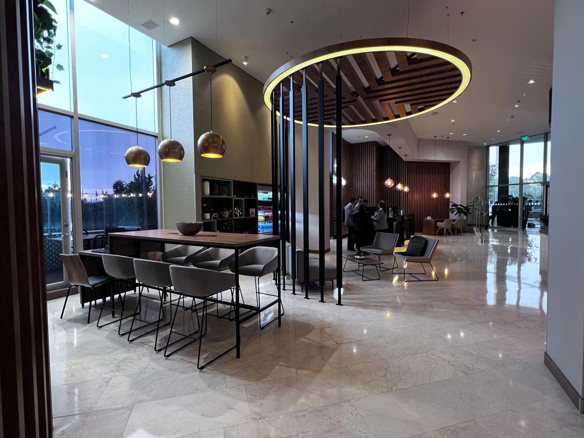 Holiday Inn Bogota Airport By Ihg Экстерьер фото