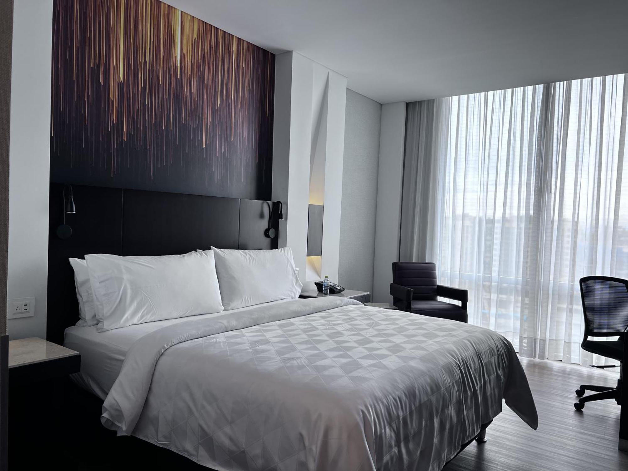 Holiday Inn Bogota Airport By Ihg Экстерьер фото
