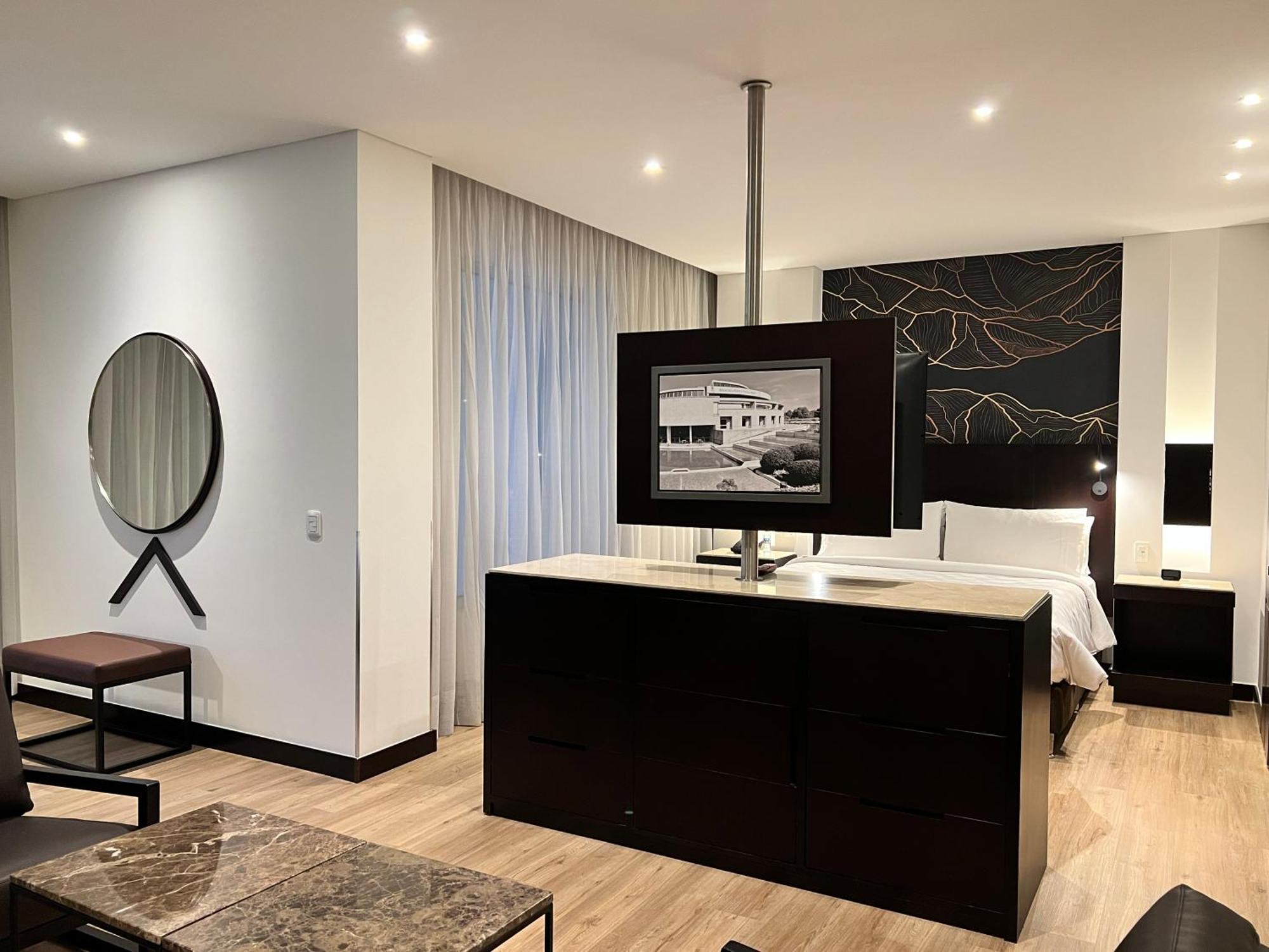 Holiday Inn Bogota Airport By Ihg Экстерьер фото