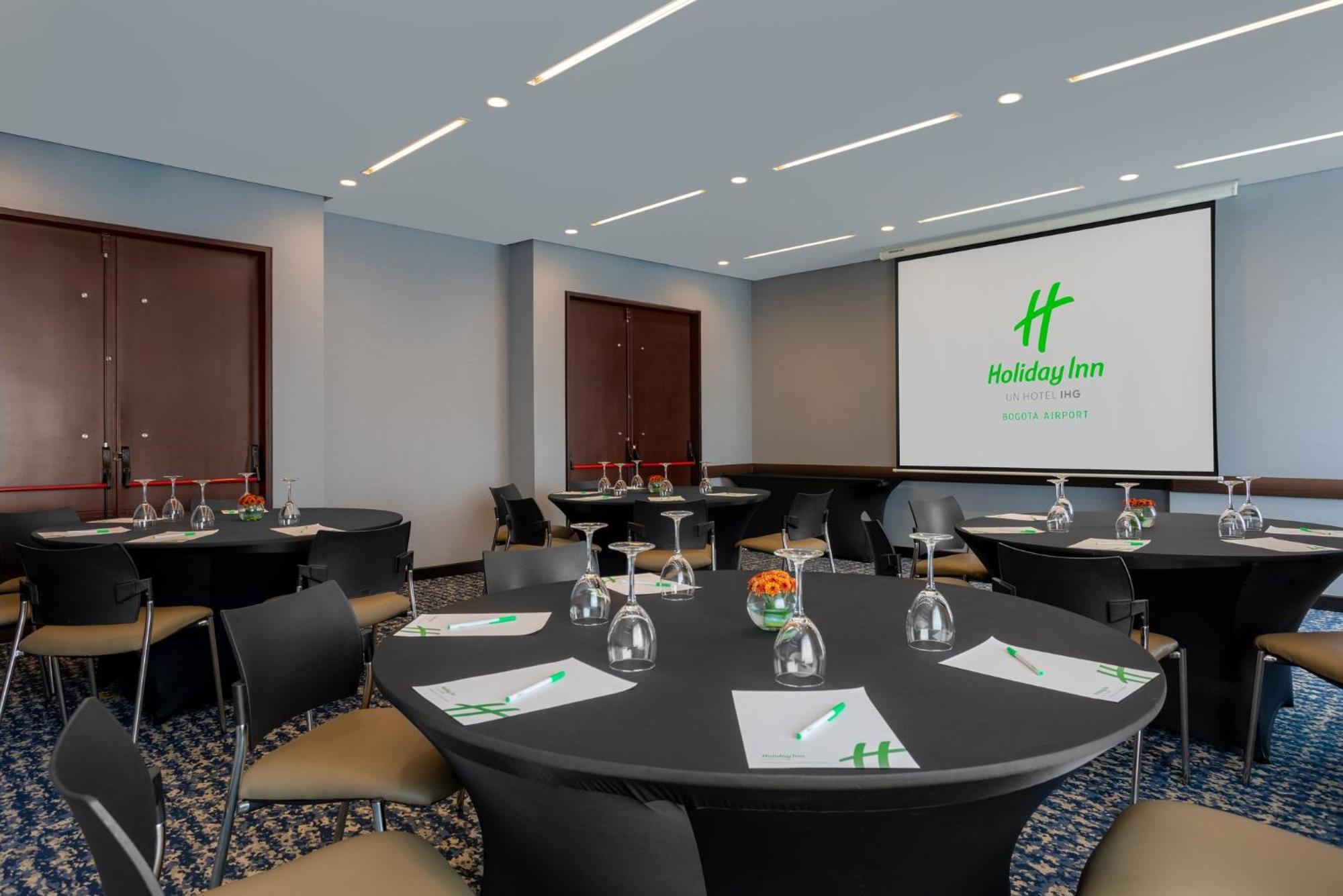 Holiday Inn Bogota Airport By Ihg Экстерьер фото