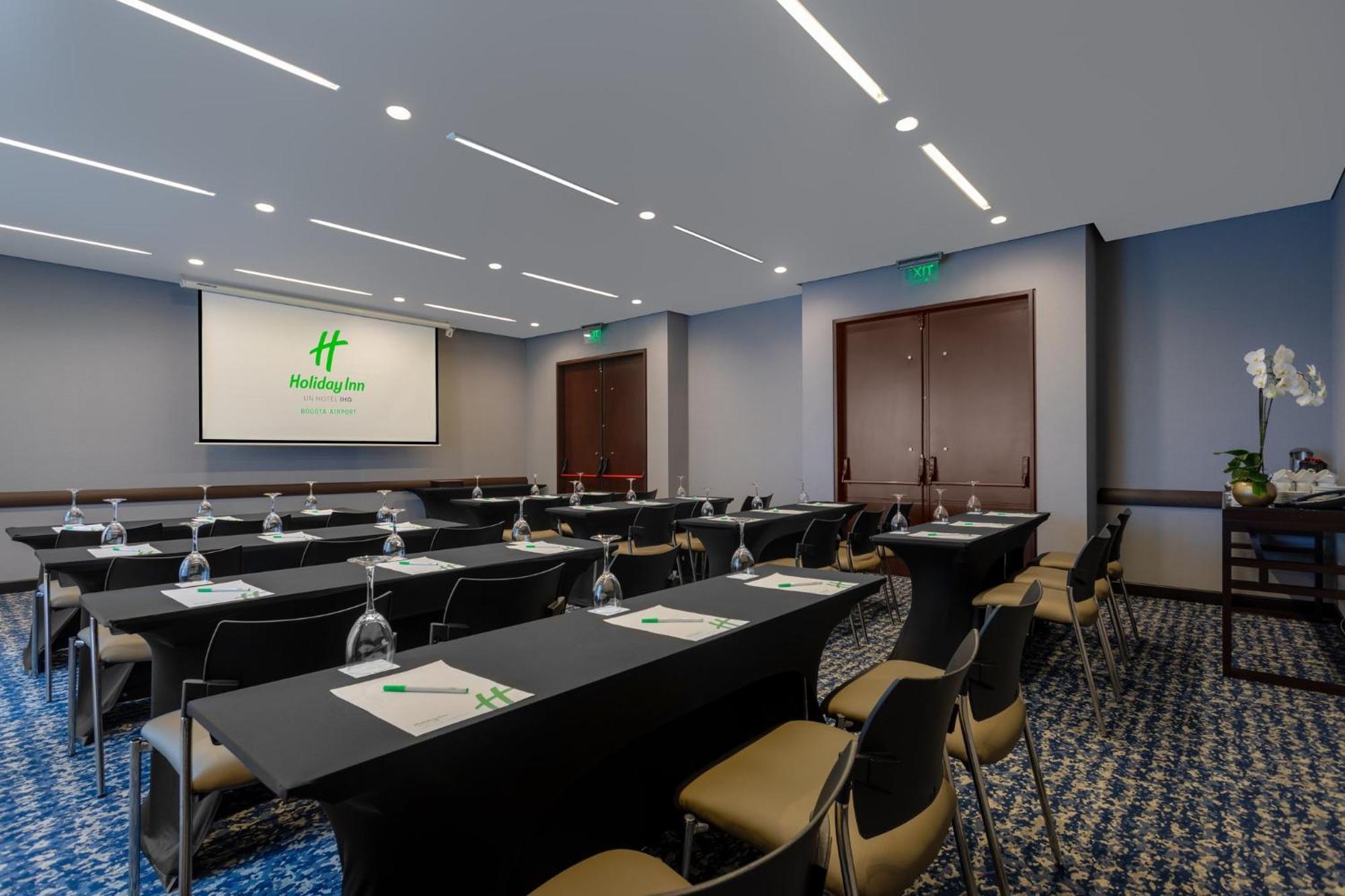 Holiday Inn Bogota Airport By Ihg Экстерьер фото