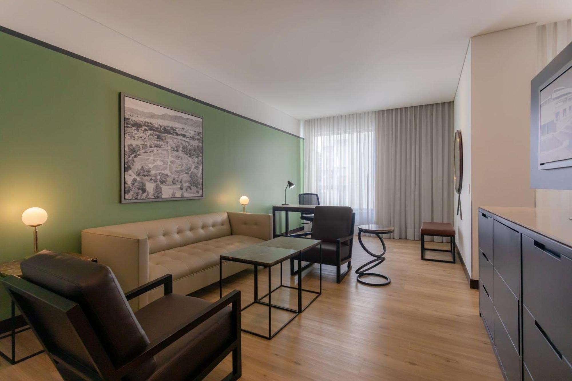 Holiday Inn Bogota Airport By Ihg Экстерьер фото