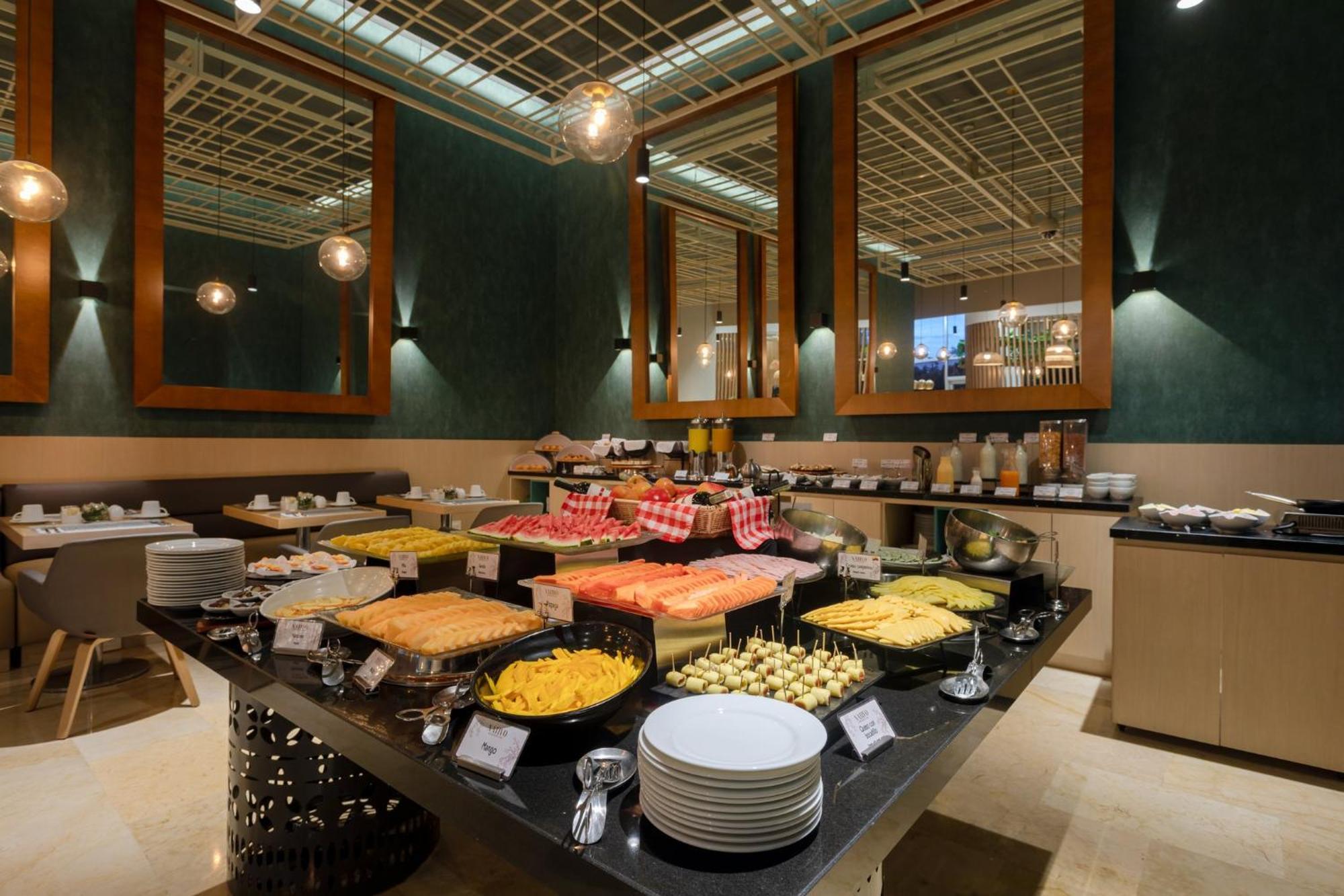 Holiday Inn Bogota Airport By Ihg Экстерьер фото
